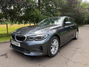 2022 BMW 3 Series 2.0 330e 12kwh Se Pro Auto Euro 6 (s/s) 4dr in Grey — image 4