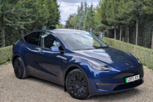 2023 Tesla Model Y (dual Motor) Long Range Auto 4wde 5dr in Blue — image 2