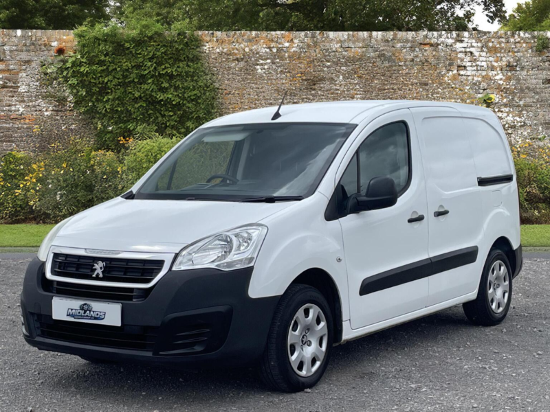 2019 Peugeot Partner 1.6 Bluehdi 651 Professional L1 5dr in White — image 1
