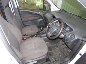 2020 Ford Transit Courier 1.5 Tdci Trend L1 Euro 6 5dr in White — image 6