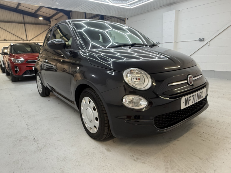 2021 Fiat 500 1.0 1.0 70hp Mild Hybrid Pop in Black — image 1