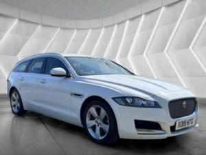 2019 Jaguar Xf 2.0i Portfolio Sportbrake Auto Euro 6 (s/s) 5dr in White — image 3