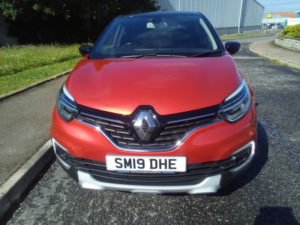 2019 Renault Captur Gt Line 1.3 Tce 130 My19 in Red — image 2