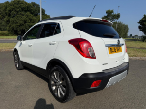 2016 Vauxhall Mokka 1.4i Turbo Se 2WD Euro 6 (s/s) 5dr in White — image 4