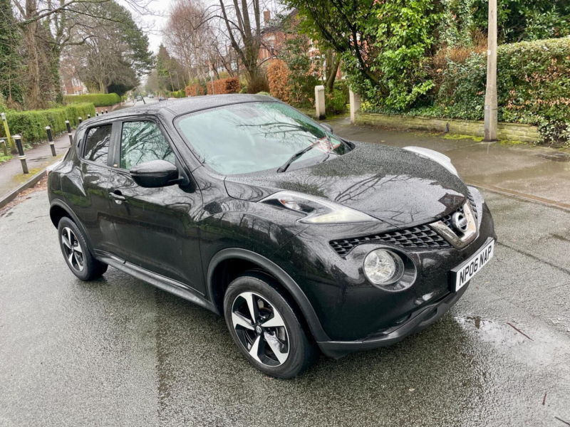 2019 Nissan Juke 1.6 Bose Personal Edition Xtron Euro 6 5dr in Black — image 1