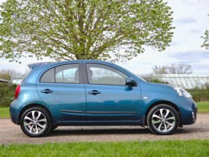 2016 Nissan Micra 1.2 Dig-S Tekna CVT Euro 6 (s/s) 5dr in Blue — image 2