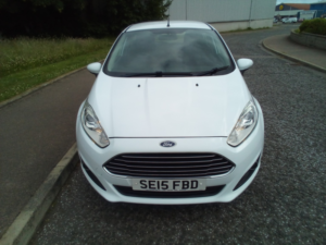 2015 Ford Fiesta Zetec 1.0 T Eco in White — image 2
