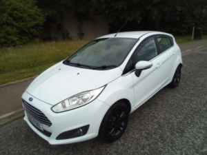 2015 Ford Fiesta Zetec 1.0 T Eco in White — image 3