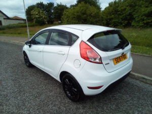 2015 Ford Fiesta Zetec 1.0 T Eco in White — image 6