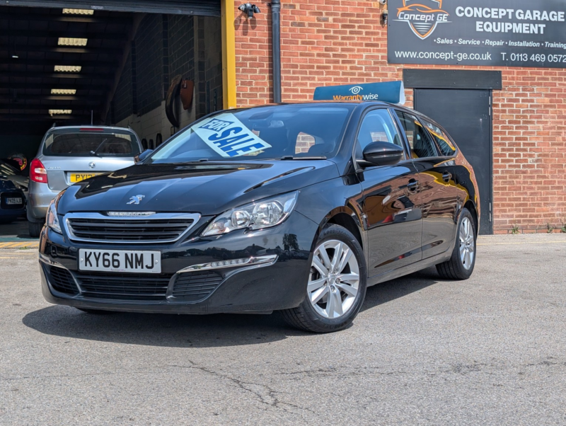 2016 Peugeot 308 Sw 1.6 Bluehdi Active in Black — image 1