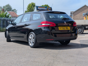 2016 Peugeot 308 Sw 1.6 Bluehdi Active in Black — image 3