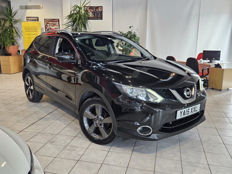 2015 Nissan Qashqai 1.5 Dci N-Tec+ in Black — image 1