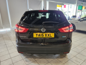 2015 Nissan Qashqai 1.5 Dci N-Tec+ in Black — image 6
