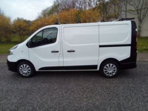 2021 Renault Trafic Sl28 Energy 2.0 Dci 120 Business My19 in White — image 5