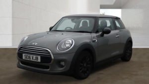 2016 MINI Hatch 1.5 Cooper Auto Euro 6 (s/s) 3dr in Grey — image 2