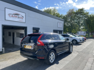 2015 Volvo Xc60 2.4 Se Lux D4 AWD in Blue — image 2