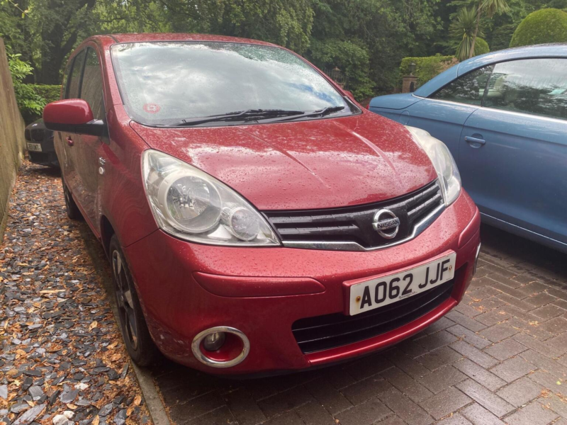 2012 Nissan Note 1.6 16v N-Tec+ Euro 5 5dr in Red — image 1
