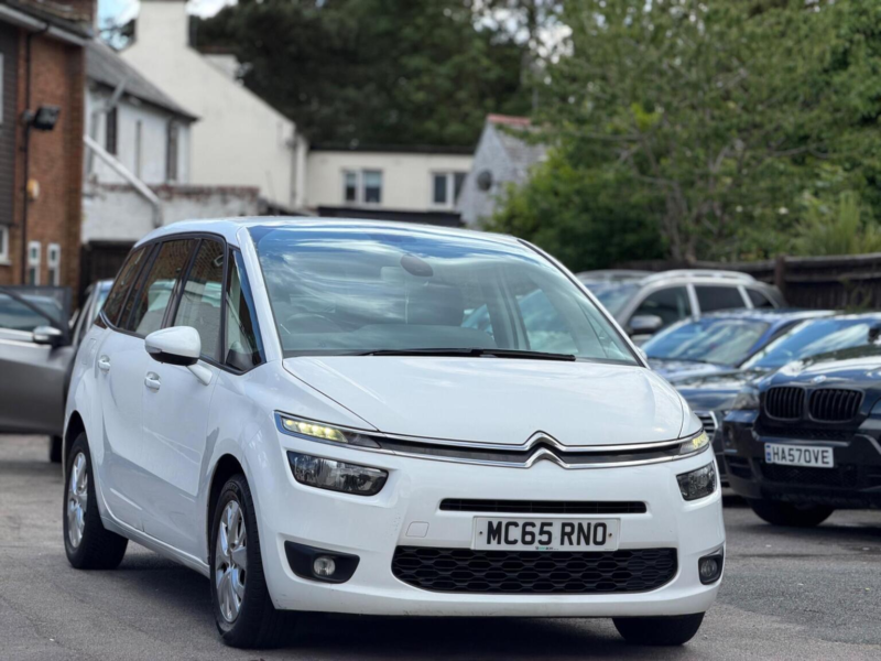 2016 Citroen Grand C4 Picasso 1.6 Bluehdi Vtr+ Eat6 Euro 6 (s/s) 5dr in White — image 1