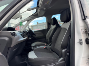 2016 Citroen Grand C4 Picasso 1.6 Bluehdi Vtr+ Eat6 Euro 6 (s/s) 5dr in White — image 2