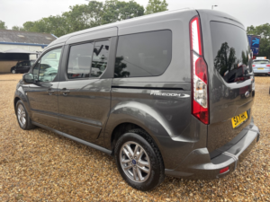 2021 Ford Grand Tourneo Connect Wav Wheelchair Accessible Vehicle Titanium Grand Tourneo 1.5l Ecoblue 120ps Fwd 6-Speed Manual in Grey — image 5