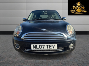 2007 MINI Hatch 1.4 One Hatch in Black — image 2