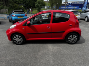 2012 Peugeot 107 1.0 12v Urban in Red — image 2