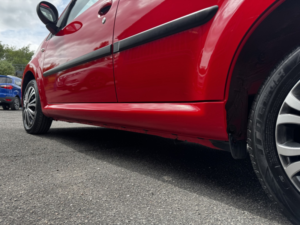2012 Peugeot 107 1.0 12v Urban in Red — image 5