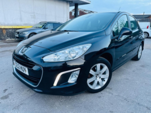 2012 Peugeot 308 1.6 Hdi Active Euro 5 5dr in Black — image 2