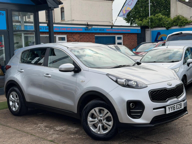2016 Kia Sportage 1.6 Gdi 1 Euro 6 5dr in Silver — image 1