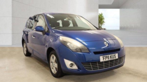 2011 Renault Grand Scenic 1.5 Dci Dynamique Tomtom Euro 5 5dr in Blue — image 5