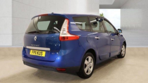2011 Renault Grand Scenic 1.5 Dci Dynamique Tomtom Euro 5 5dr in Blue — image 6