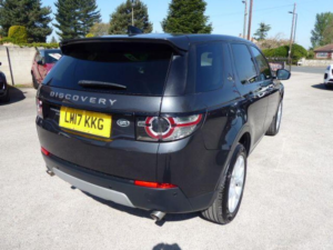 2017 Land Rover Discovery Sport 2.0 Td4 Hse Auto 4WD Euro 6 (s/s) 5dr in Grey — image 4