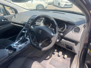 2015 Peugeot 3008 1.6 Hdi Active Euro 5 5dr in Blue — image 3