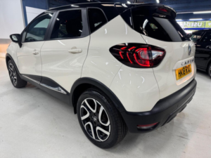 2018 Renault Captur 0.9 Tce Energy Iconic Euro 6 (s/s) 5dr in White — image 5