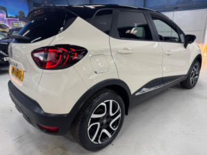 2018 Renault Captur 0.9 Tce Energy Iconic Euro 6 (s/s) 5dr in White — image 6