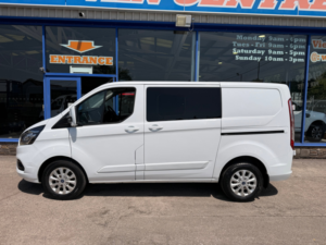 2018 Ford Transit Custom 2.0 320 Ecoblue Limited Crew Van Double Cab 5dr Diesel Manual L1 H1 130 Ps in White — image 3