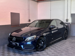 2017 Mercedes-Benz C Class 2.1 C220d Amg Line (premium Plus) Saloon 4dr Diesel G-Tronic+ 4matic Euro 6 (s/s) (170 Ps) in Blue — image 2