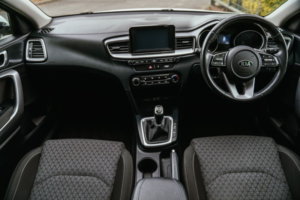 2019 Kia Ceed 1.6 Crdi Eco 2 Hatchback 5dr Diesel Manual Euro 6 (s/s) (114 Bhp) in White — image 2