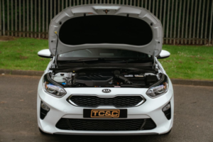 2019 Kia Ceed 1.6 Crdi Eco 2 Hatchback 5dr Diesel Manual Euro 6 (s/s) (114 Bhp) in White — image 5