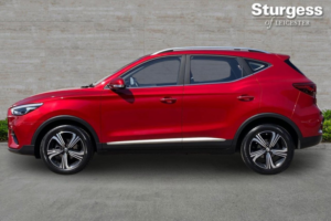 2020 MG MG Zs 1.5 Vti-Tech Excite Euro 6 (s/s) 5dr in Red — image 4