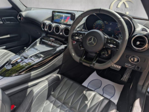 2021 Mercedes-Benz Amg Gt 4.0 V8 Biturbo Night Edition Roadster Spds Dct Euro 6 (s/s) 2dr in Black — image 4