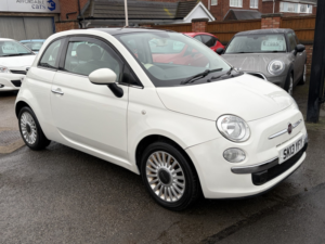 2013 Fiat 500 1.2 Lounge in White — image 3