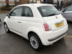 2013 Fiat 500 1.2 Lounge in White — image 5
