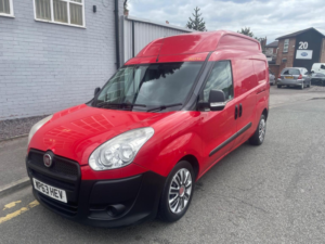 2013 Fiat Doblo 1.6 Jtd Multijet 16v L1 H1 4dr in Red — image 2