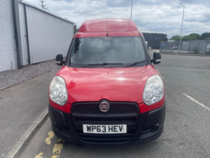 2013 Fiat Doblo 1.6 Jtd Multijet 16v L1 H1 4dr in Red — image 5
