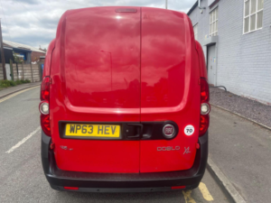 2013 Fiat Doblo 1.6 Jtd Multijet 16v L1 H1 4dr in Red — image 6
