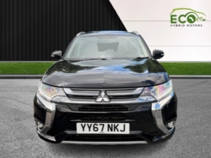 2017 Mitsubishi Outlander 2.0 H 12kwh 4h in Black — image 3