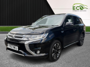 2017 Mitsubishi Outlander 2.0 H 12kwh 4h in Black — image 4