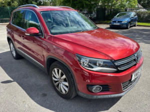 2015 Volkswagen Tiguan 1.4 Tsi Bluemotion Tech Match 2WD Euro 5 (s/s) 5dr in Red — image 2