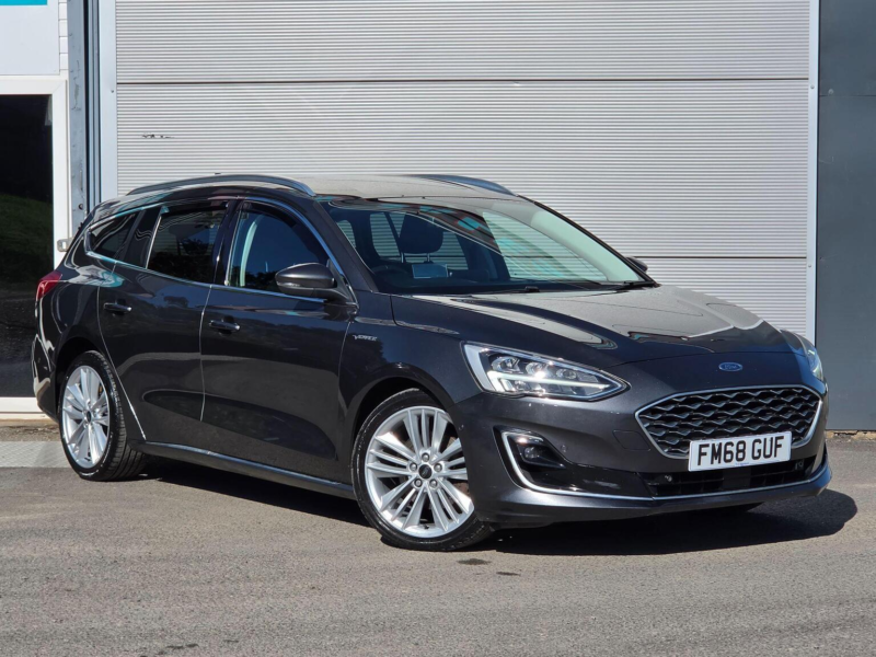 2019 Ford Focus 1.5t Ecoboost Vignale Euro 6 (s/s) 5dr in Grey — image 1